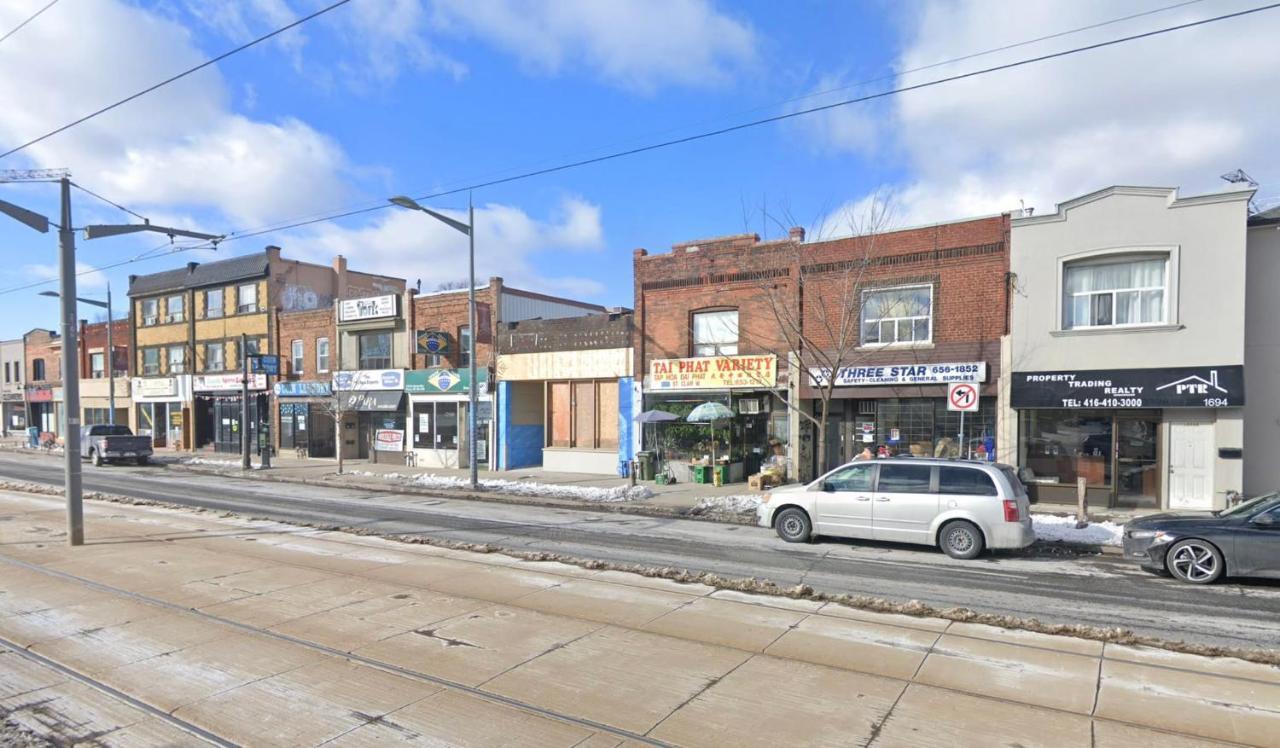 Newly Renovated - Cozy 1Br Apt With Netflix - Prime Location Toronto Eksteriør bilde